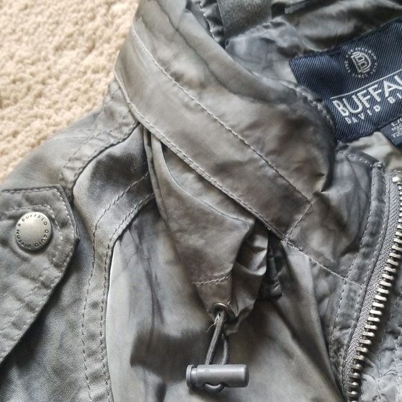 BUFFALO 'SILVER JACKET - Picture 4 of 4